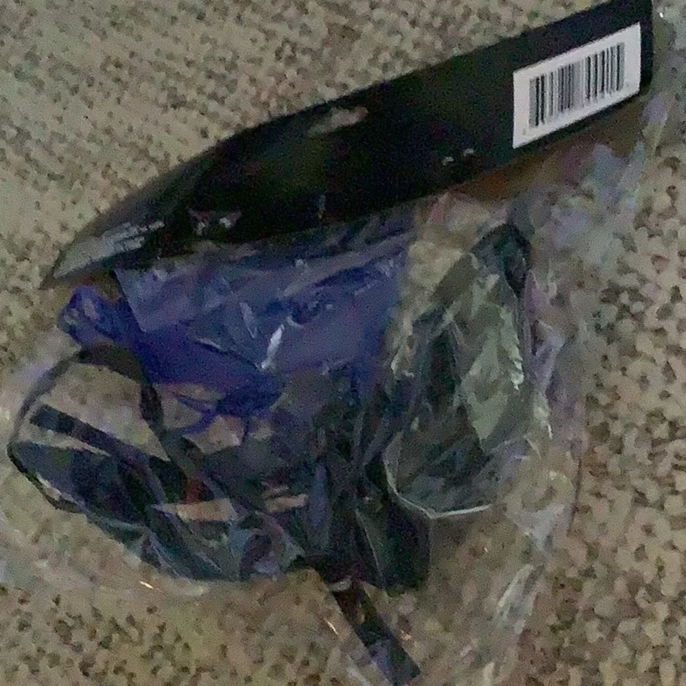 unknown blue sparkle